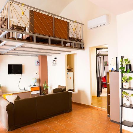Al Vicolo Stretto Bed and Breakfast Santa Maria a Vico Exteriör bild