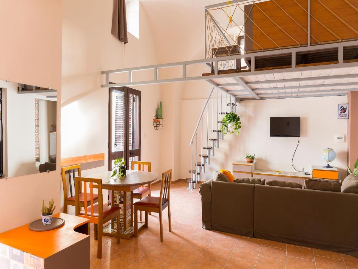 Al Vicolo Stretto Bed and Breakfast Santa Maria a Vico Exteriör bild