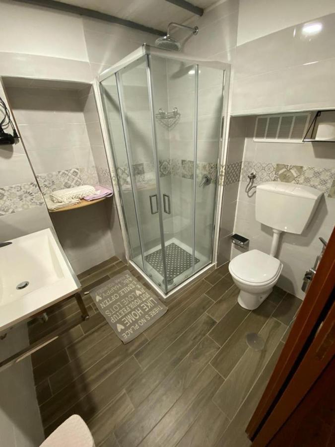 Al Vicolo Stretto Bed and Breakfast Santa Maria a Vico Exteriör bild